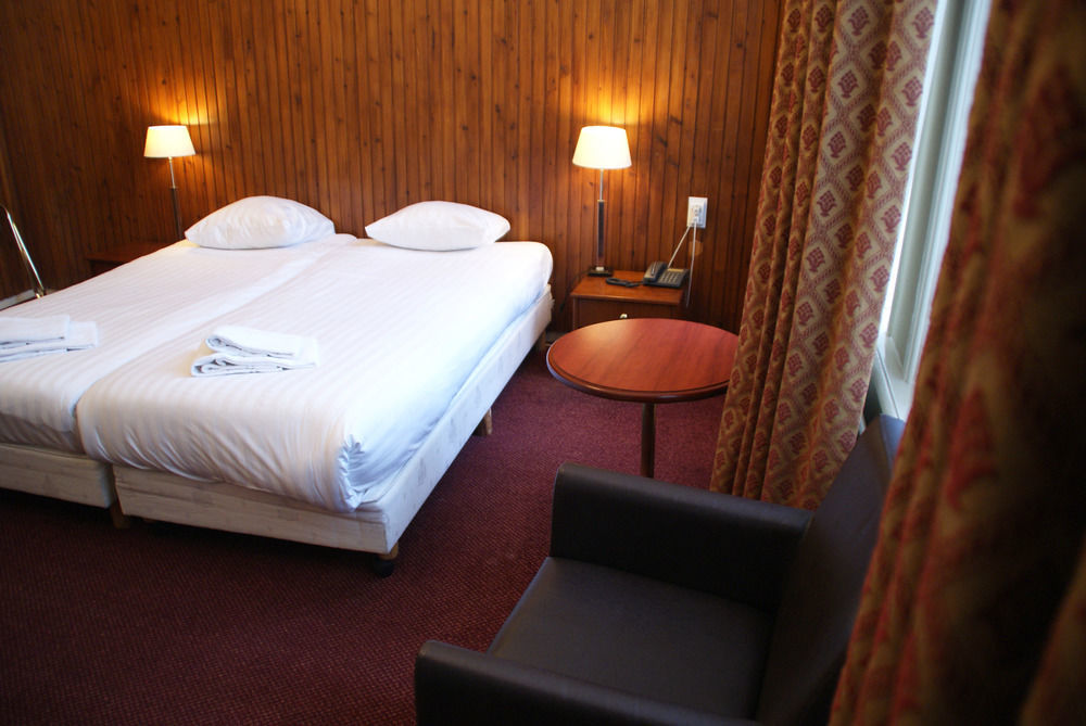 Fletcher Hotel-Restaurant Middelburg Bagian luar foto